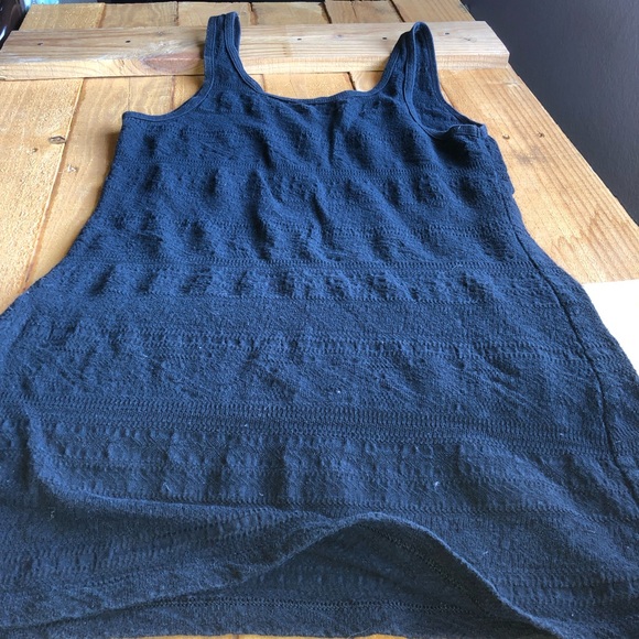 Black patterned tank top - Picture 1 of 4